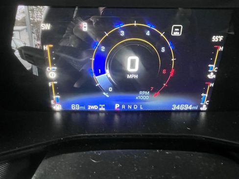 Used 2023 Chevrolet Colorado Z71 w/ Z71 Convenience Package 2 image 13