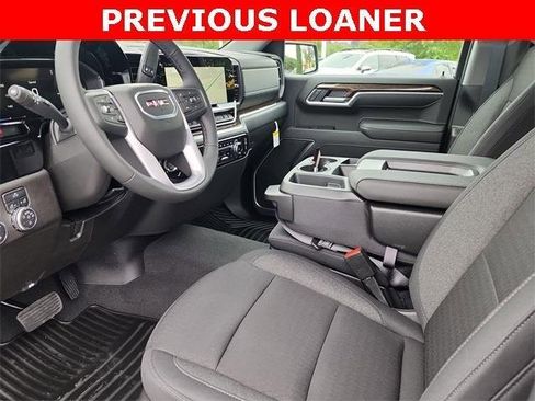 New 2026 GMC Sierra 1500 Elevation image 14
