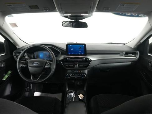 Used 2025 Ford Escape Active AWD/4WD image 17