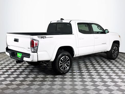 Used 2020 Toyota Tacoma TRD Sport w/ Technology Package RWD image 10