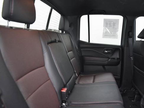 Used 2022 Honda Ridgeline Black Edition image 13