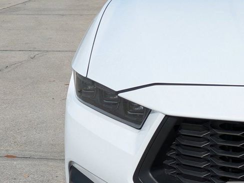 Certified 2025 Ford Mustang Premium image 9