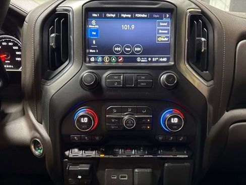 Used 2021 Chevrolet Silverado 2500 LTZ w/ LTZ Premium Package AWD/4WD image 10