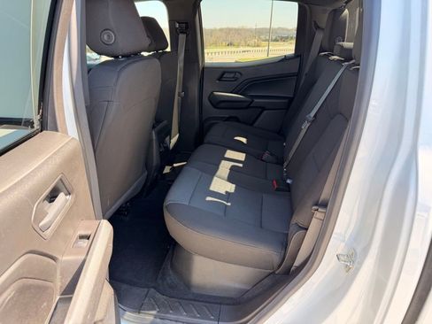 Used 2025 Chevrolet Colorado Trail Boss image 27