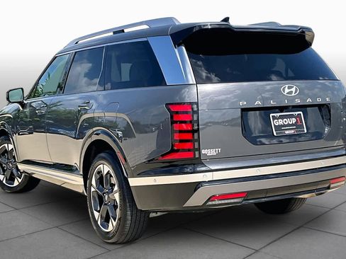 Certified 2026 Hyundai Palisade Limited FWD image 11
