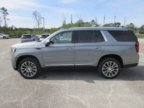 New 2026 GMC Yukon Denali w/ Denali Reserve Package RWD image 8