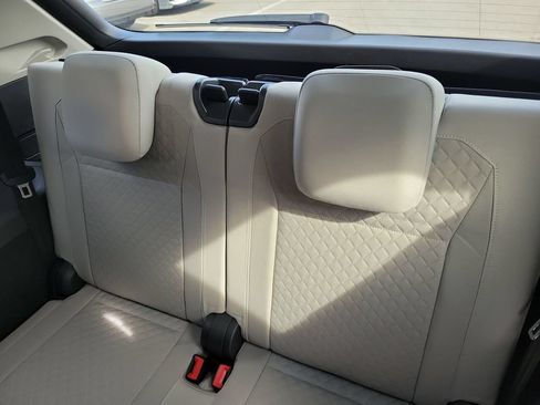 Used 2021 Volkswagen Tiguan S FWD image 23