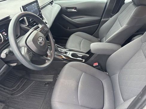 Used 2021 Toyota Corolla LE w/ Carpet Mat Package (TMS) image 14