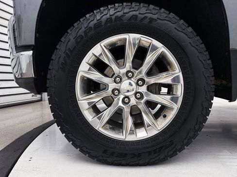 Used 2019 Chevrolet Silverado 1500 LTZ image 13