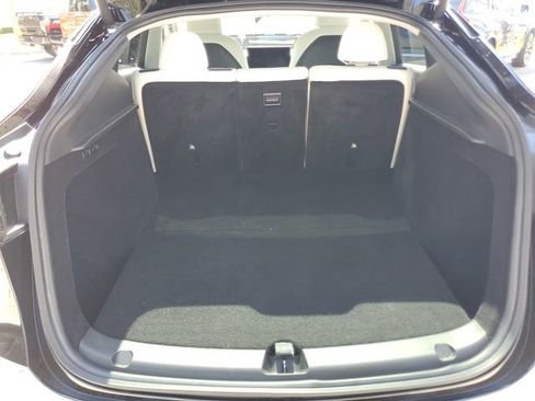Used 2023 Tesla Model Y Long Range image 9
