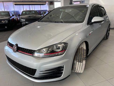 Used 2017 Volkswagen GTI S image 3