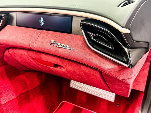 Used 2025 Ferrari Roma Spider RWD image 21
