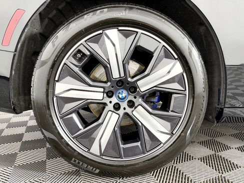 Used 2023 BMW iX xDrive50 w/ Sport Package image 28