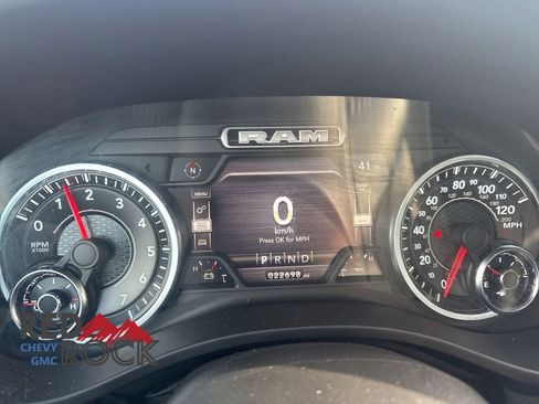 Used 2020 RAM 1500 Laramie w/ Sport Appearance Package AWD/4WD image 24