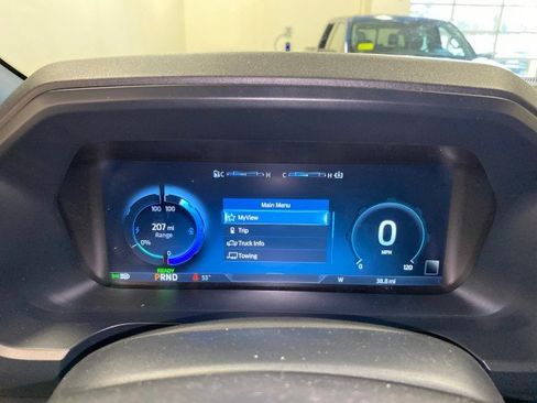 New 2023 Ford F150 Lightning Platinum image 32