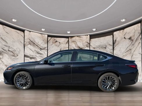 Used 2024 Lexus ES 300h Ultra Luxury w/ Accessory Package (Z2) FWD image 5