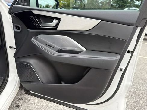 Used 2025 Acura MDX FWD w/ Technology Package image 14