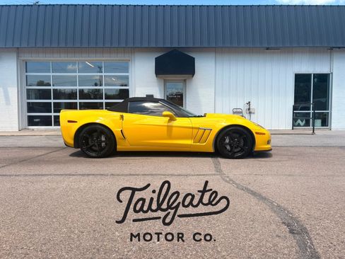 Used 2010 Chevrolet Corvette Grand Sport w/ Preferred Equipment Group RWD image 1