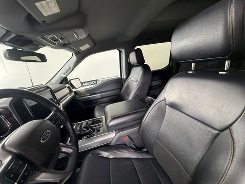 Used 2022 Ford F150 Lariat w/ FX4 Off-Road Package AWD/4WD image 33