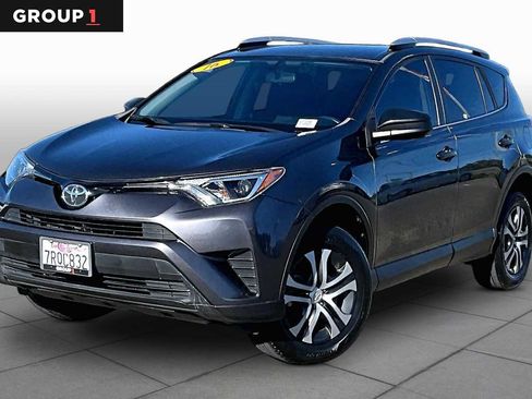 Used 2016 Toyota RAV4 LE FWD image 1