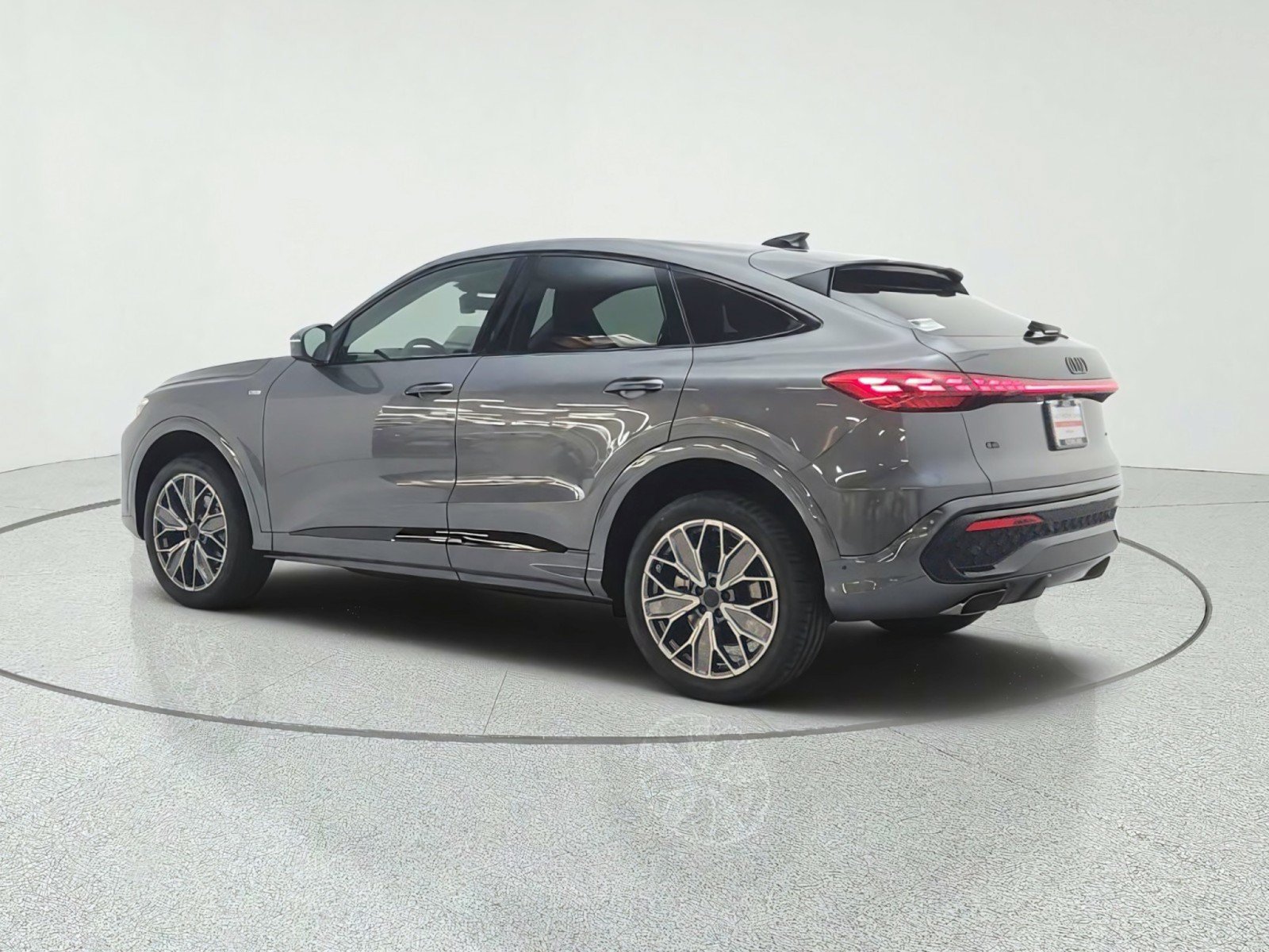 New 2026 Audi Q5 Premium Plus AWD/4WD image 7