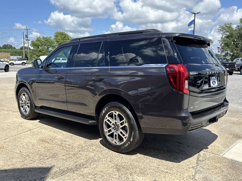 New 2026 Ford Expedition Active RWD image 4
