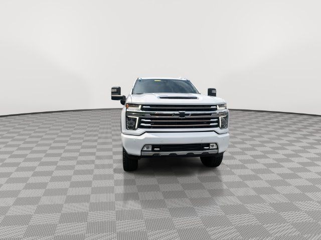 Used 2021 Chevrolet Silverado 2500 High Country AWD/4WD image 3