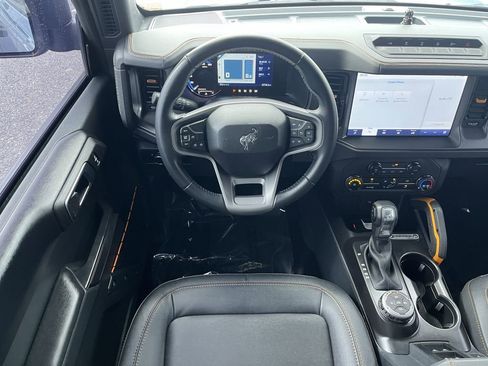 Certified 2024 Ford Bronco Badlands image 15