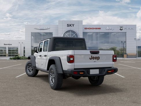 New 2026 Jeep Gladiator Mojave image 3