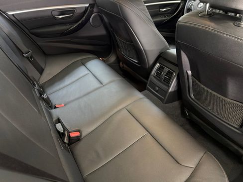 Used 2018 BMW 330i Sedan w/ Convenience Package image 30