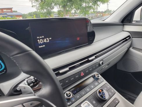 Used 2025 Hyundai Palisade SEL AWD/4WD image 27