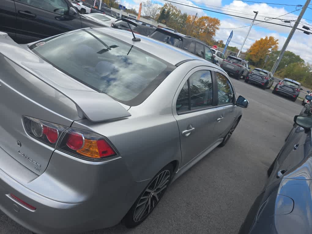 Used 2017 Mitsubishi Lancer SE AWD/4WD image 6