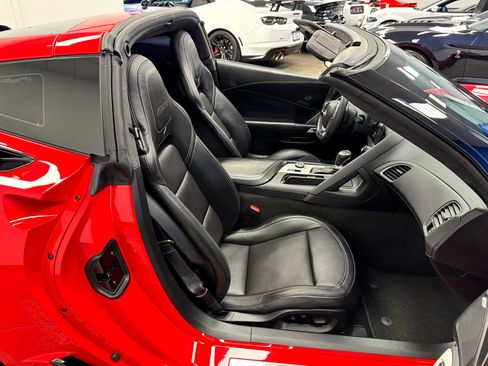Used 2016 Chevrolet Corvette Z06 w/ 3LZ Preferred Equipment Group image 17