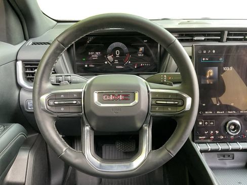 Used 2025 GMC Terrain Elevation FWD image 17