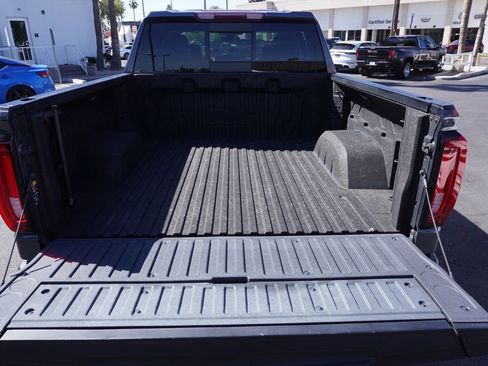 Certified 2022 GMC Sierra 1500 Denali w/ Denali Premium Package image 9