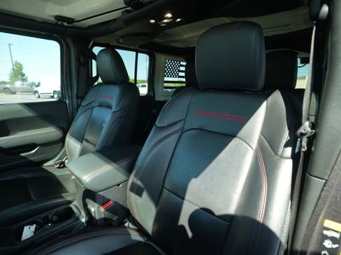 Used 2021 Jeep Wrangler Unlimited Rubicon AWD/4WD image 36