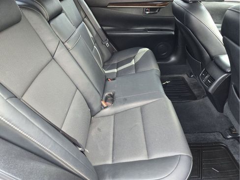 Used 2017 Lexus ES 350 w/ Premium Package FWD image 28