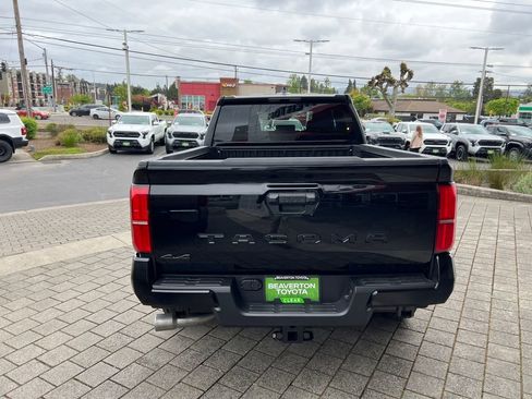 New 2026 Toyota Tacoma SR5 AWD/4WD image 4