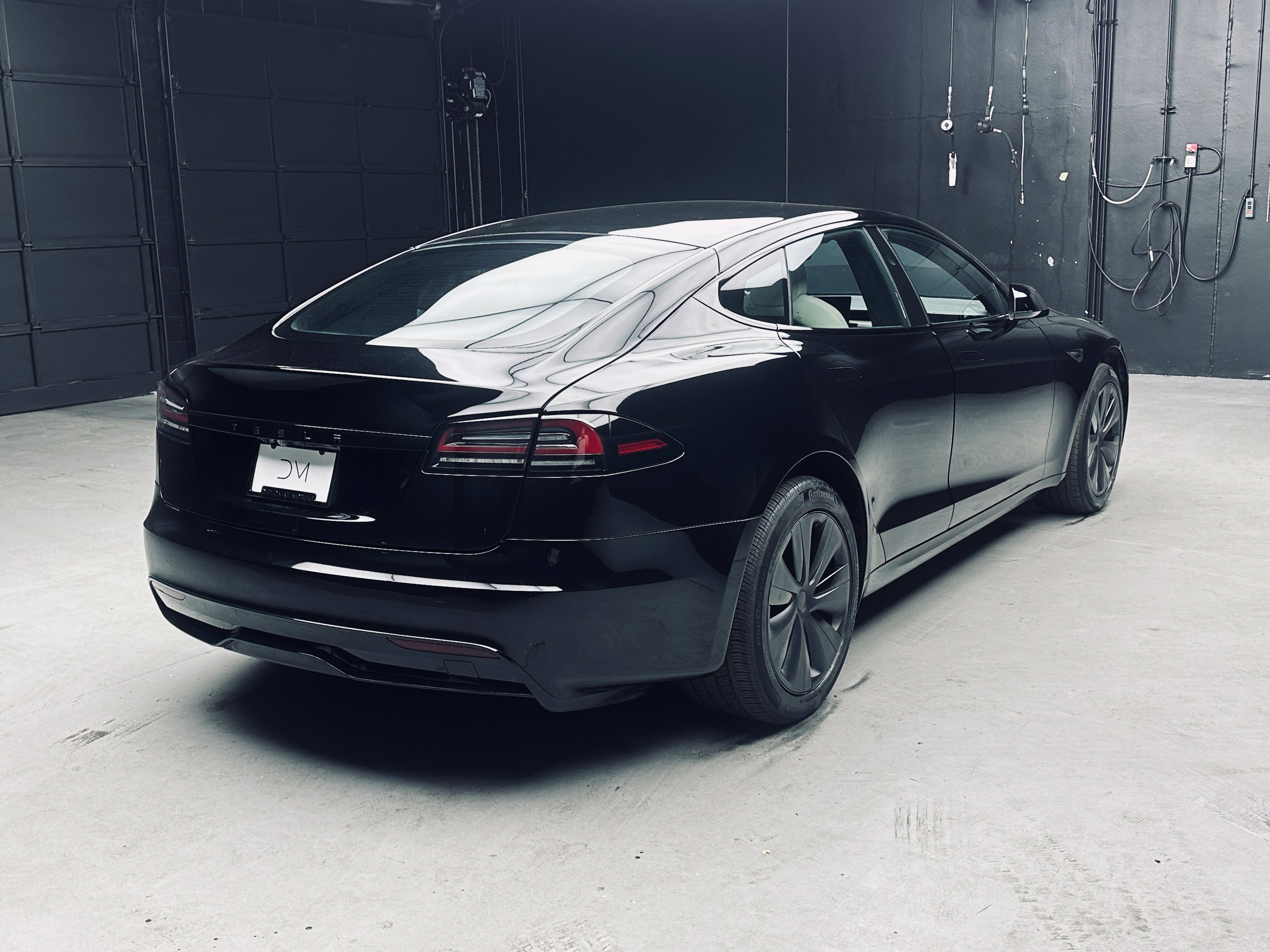 Used 2024 Tesla Model S AWD/4WD image 7