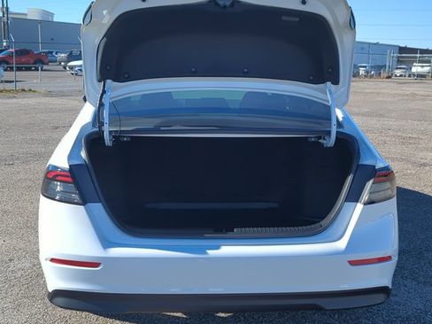 Certified 2025 Honda Accord Sport image 7