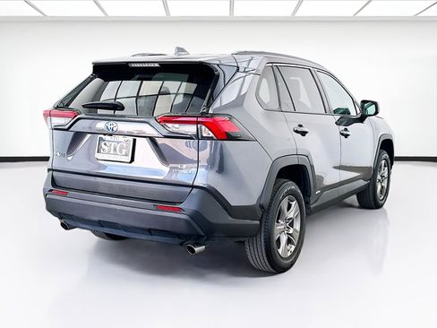 Used 2024 Toyota RAV4 LE image 4