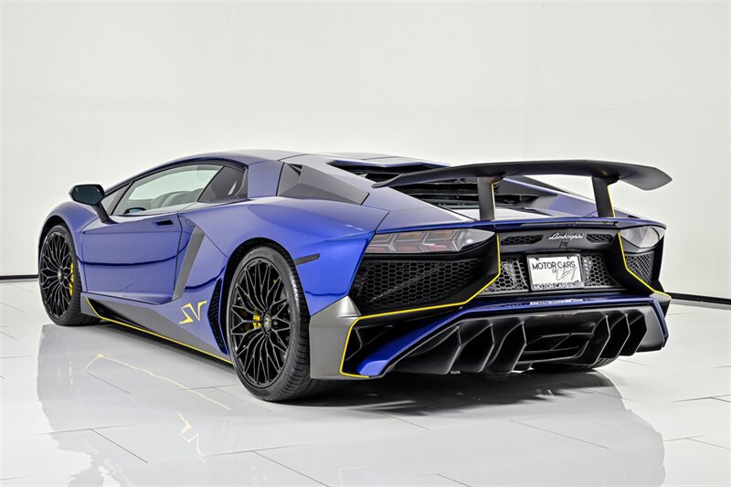 Used 2017 Lamborghini Aventador LP 750-4 Superveloce AWD/4WD image 19