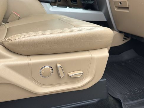 Used 2019 Ford F250 Lariat w/ Lariat Ultimate Package AWD/4WD image 20