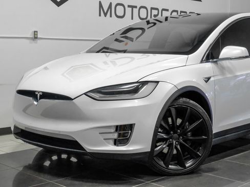 Used 2021 Tesla Model X Long Range AWD/4WD image 10