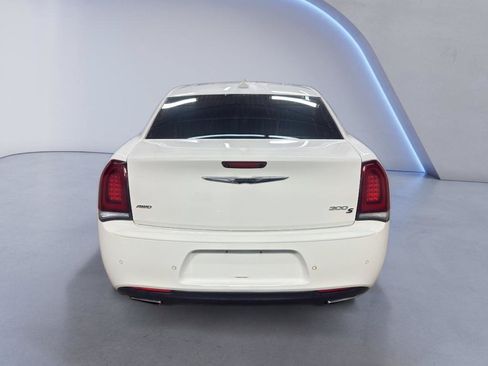 Used 2015 Chrysler 300 S w/ 300S Premium Group AWD/4WD image 5