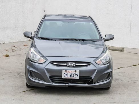 Used 2015 Hyundai Accent GLS FWD image 2