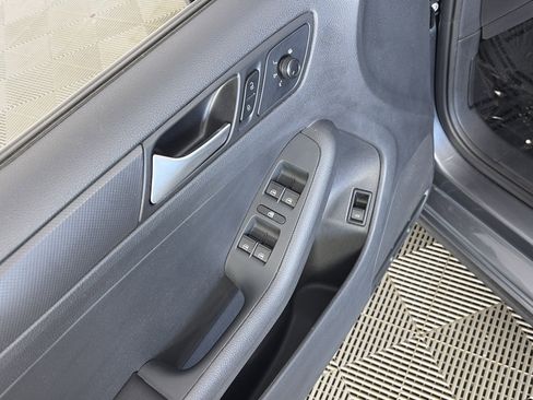 Used 2016 Volkswagen Jetta S FWD image 24