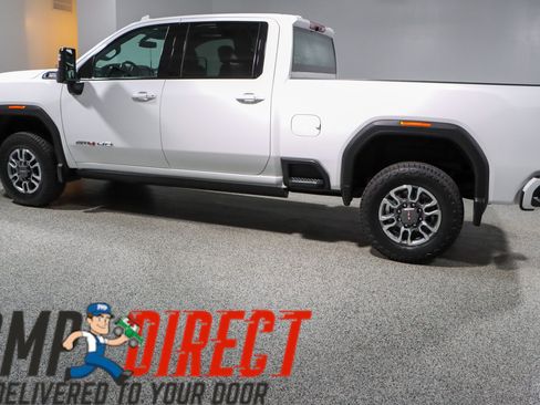 Used 2023 GMC Sierra 2500 AT4 w/ Gooseneck/5TH Wheel Package AWD/4WD image 10