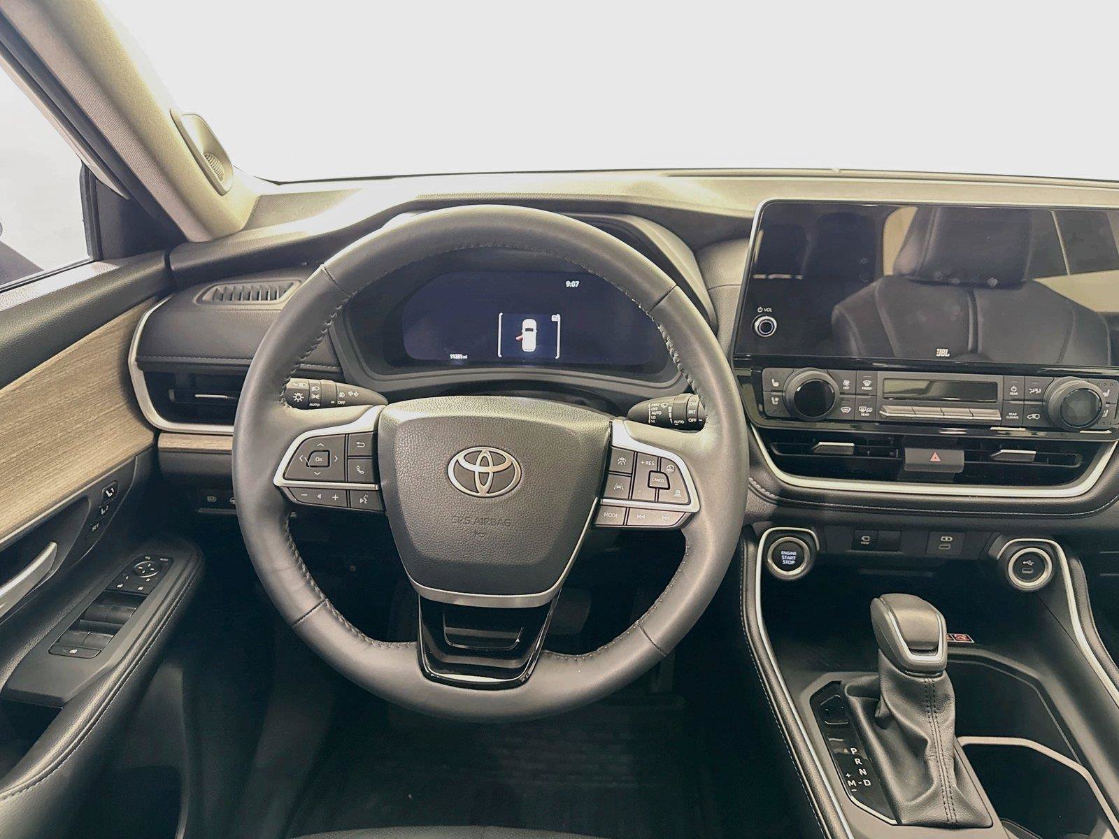 Certified 2026 Toyota Grand Highlander FWD image 34
