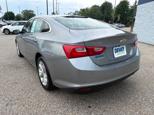 Used 2024 Chevrolet Malibu LT FWD image 3
